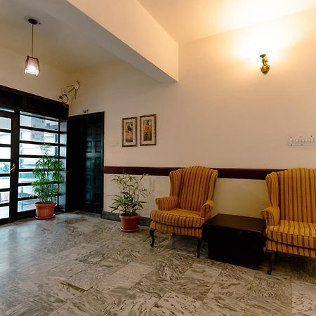 Vip House Hotell Peshawar Exteriör bild