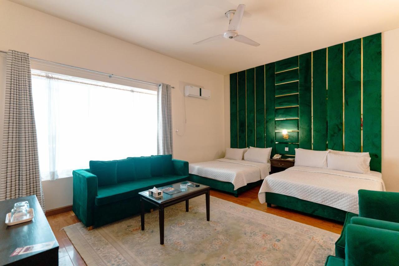 Vip House Hotell Peshawar Exteriör bild