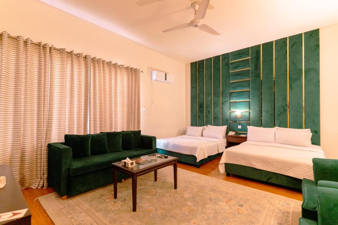 Vip House Hotell Peshawar Exteriör bild